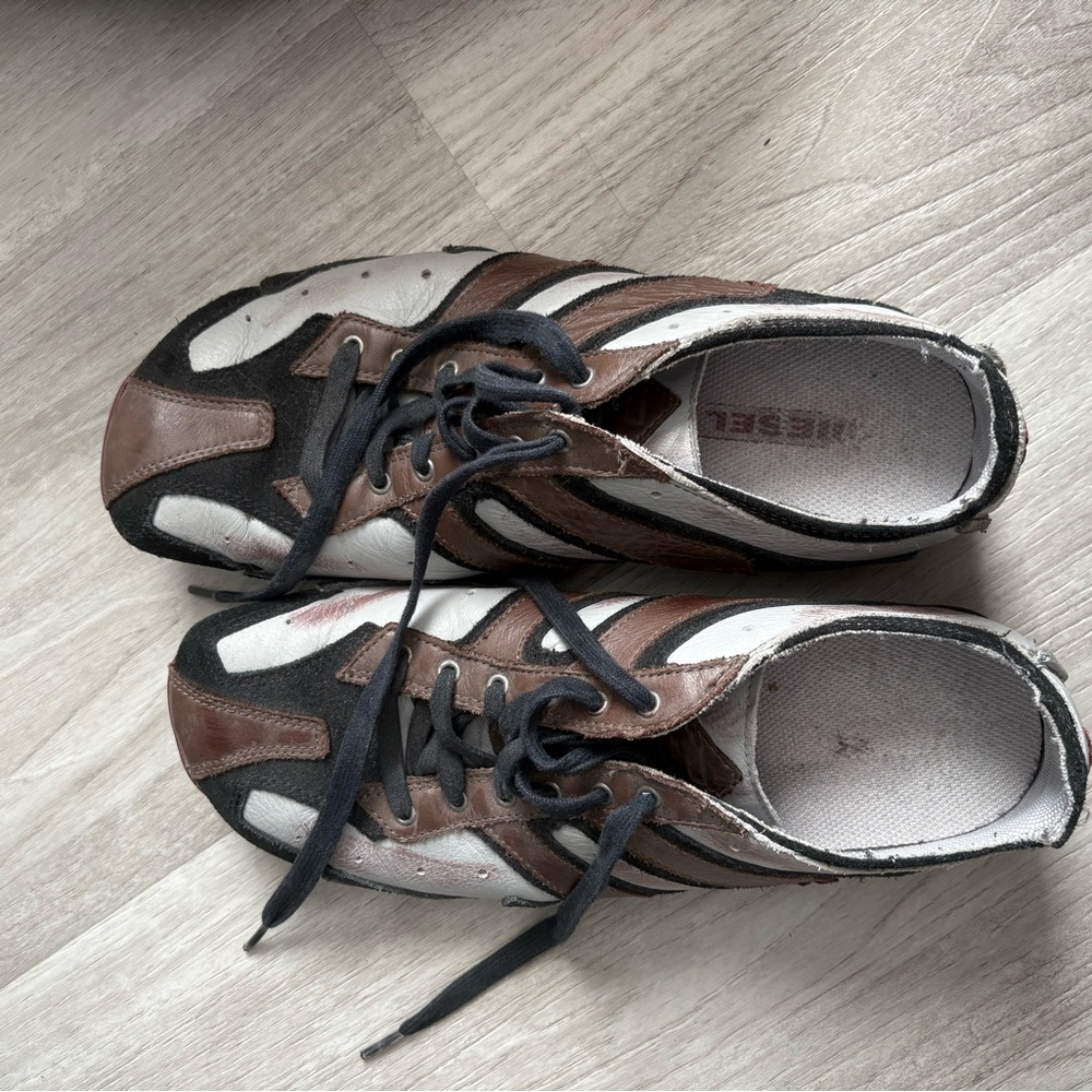 Diesel Men's Black and Brown Sneakers